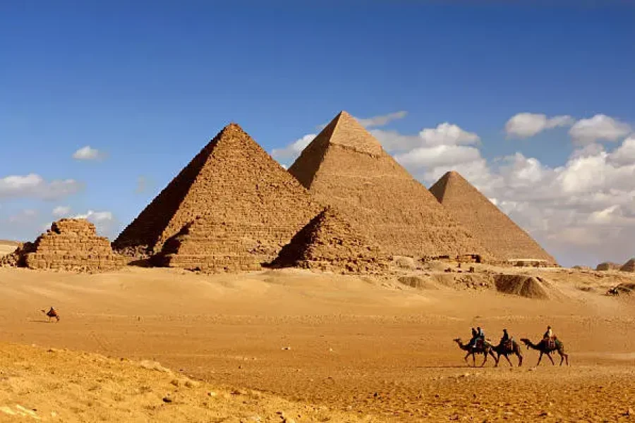 Trip to Egypt: Pyramids & Nile by Air