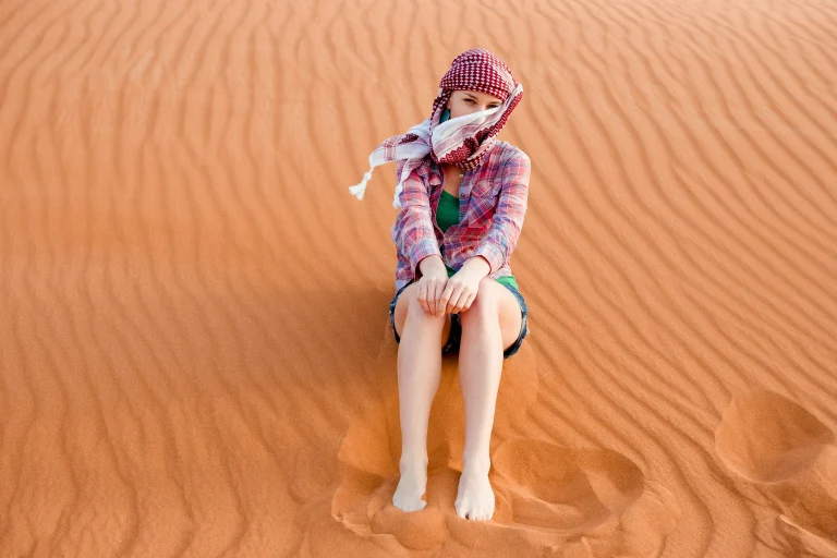 young-woman-desert